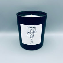 Load image into Gallery viewer, Birth Flower Candle • B&amp;W